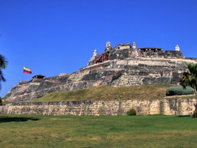 CASTILLO CITY TOUR EN CHIVA
