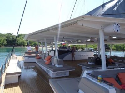 tour-a-las-islas-del-rosario-catamaran-bonavida-D_NQ_NP_992412-MCO31380359816_072019-F